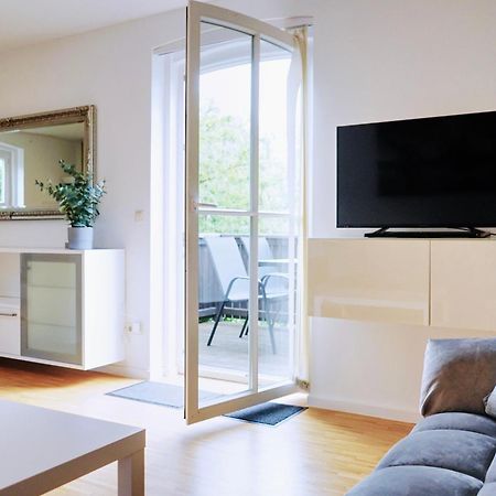 Stilvolles Apartment In Stadtnaehe-Parkplatz- 4 Personen- Balkon ウォルフスブルク エクステリア 写真